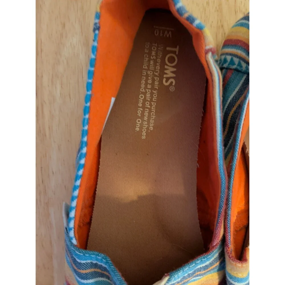 TOMS Women's Stripe Slip On Flats Size 10